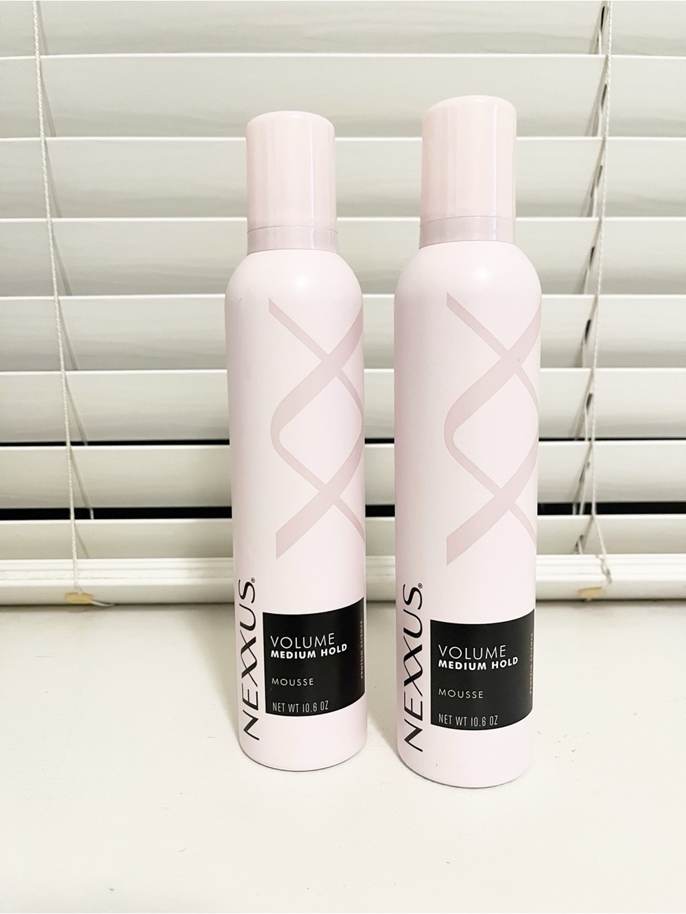 2 Nexxus XXLโ Volume Medium Hold Humidity Resistant Hairspray Protein 10 oz